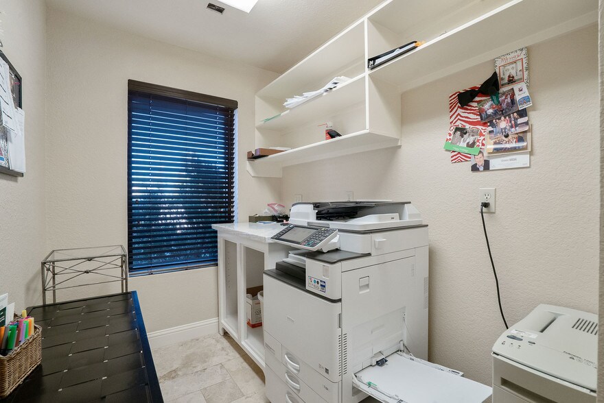 More Photos Of 7511 Fm 1488 Rd, Magnolia Office For Sale