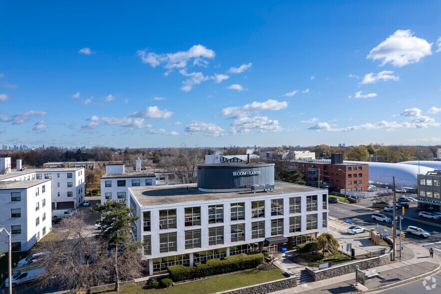 More Photos Of 2171 Avenue Rd, Toronto Office For Lease