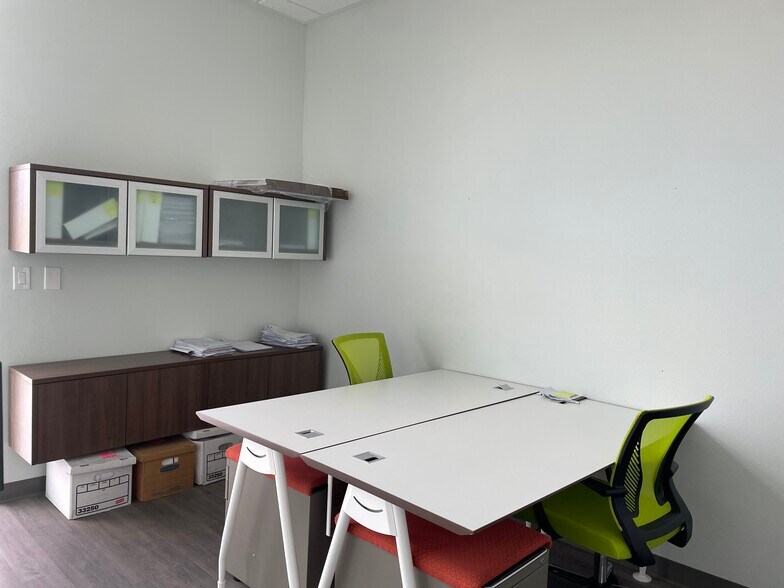 More Photos Of 7465 W Badura Ave, Las Vegas Warehouse For Sale