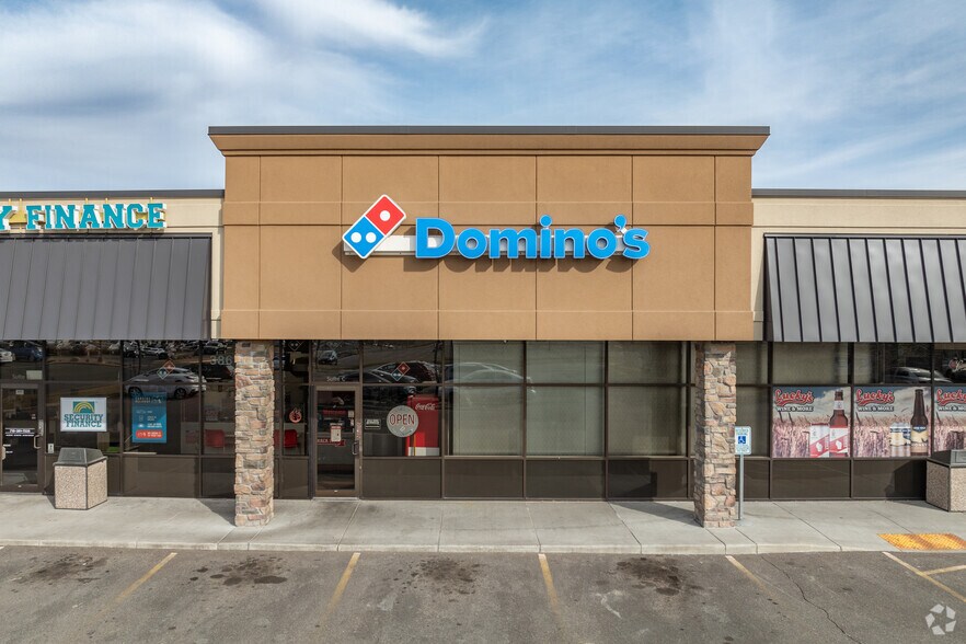 More Photos Of 706 19th St, Hudson Storefront Retail Office For Lease