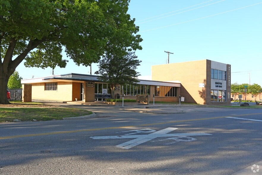 Primary Photo Of 104 E Eufaula St, Norman Coworking Space