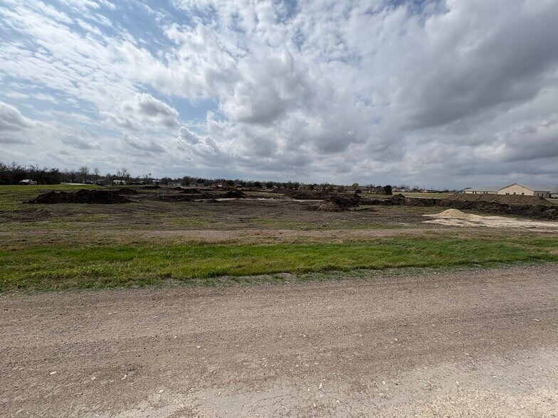 More Photos Of 419 N Hogan St, Holland Land For Sale