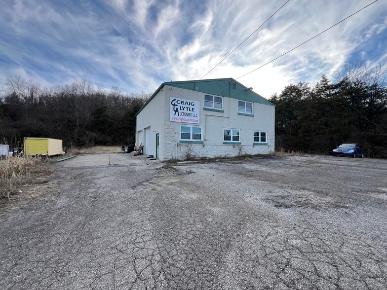 More Photos Of 675 College Dr, Batavia Warehouse For Sale