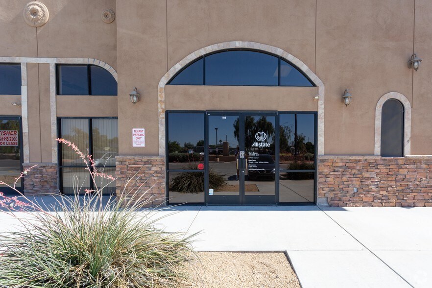 More Photos Of 6740 E University Dr, Mesa Unknown For Lease