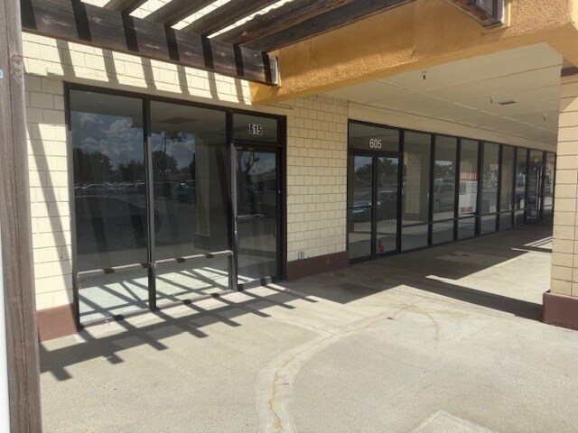 More Photos Of 605-615 West Bellevue Road @ Shaffer, Atwater General Retail For Lease