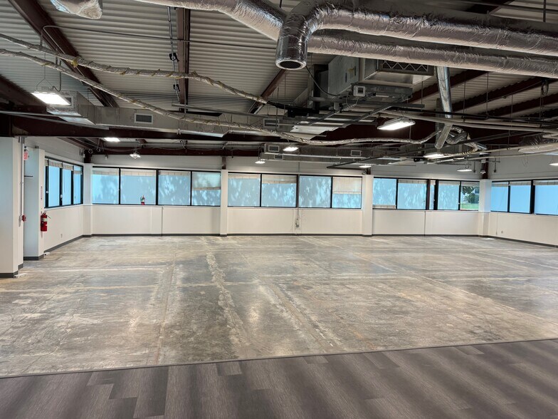 More Photos Of 400 Technology Pky, College Station Unknown For Lease