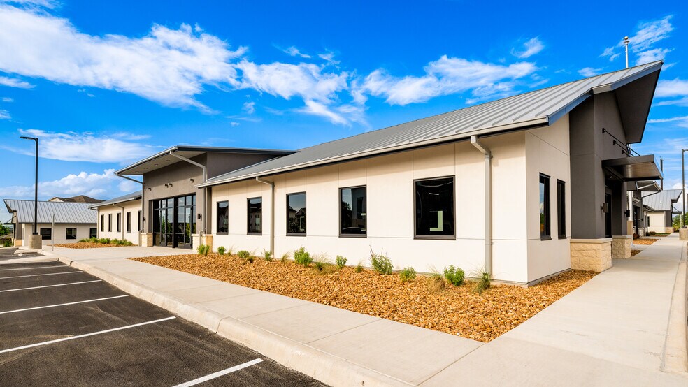 Primary Photo Of 211 Crossing Ave, San Antonio Office For Sale