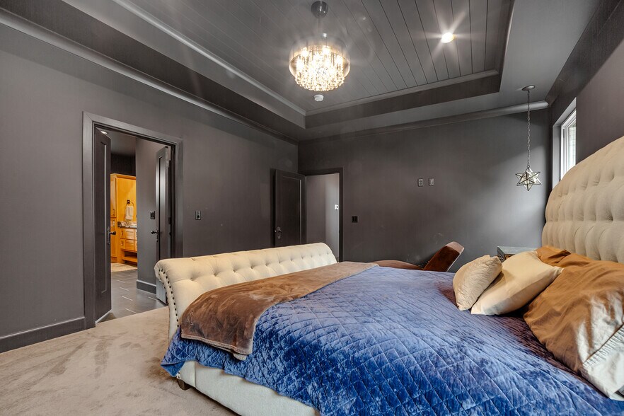 More Photos Of 446724 E 390 Rd, Langley Hotel For Sale