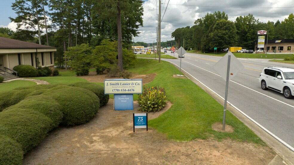 More Photos Of 1330 N Park St, Carrollton Medical For Sale