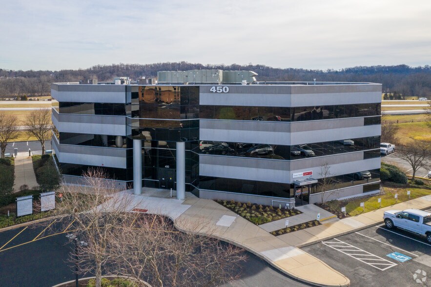 More Photos Of 400 Cresson Blvd, Phoenixville Unknown For Lease
