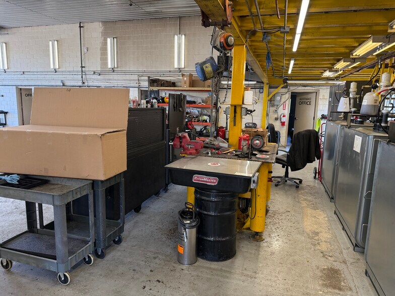 More Photos Of 4881 Pittsburgh Rd, Harrisville Light Distribution For Sale