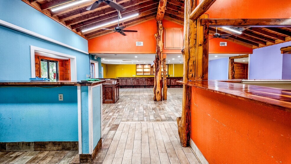 More Photos Of 1711 E Main St, Madisonville Restaurant For Sale