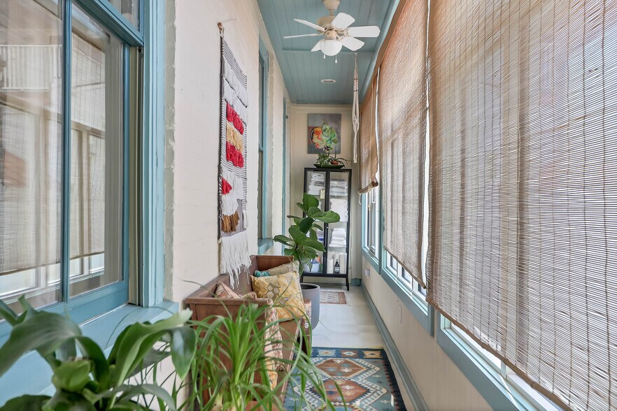 More Photos Of 78 Society St, Charleston Specialty For Sale