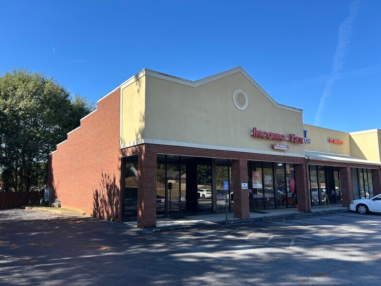 More Photos Of 141-167 Jonesboro Rd, McDonough Unknown For Lease