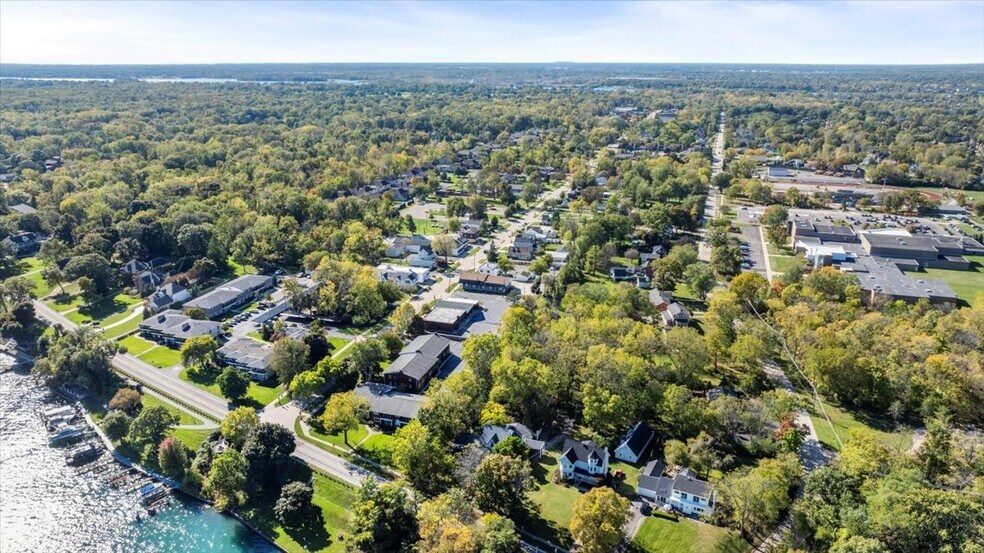 More Photos Of 7560 Macomb St, Grosse Ile Storefront Retail Office For Sale