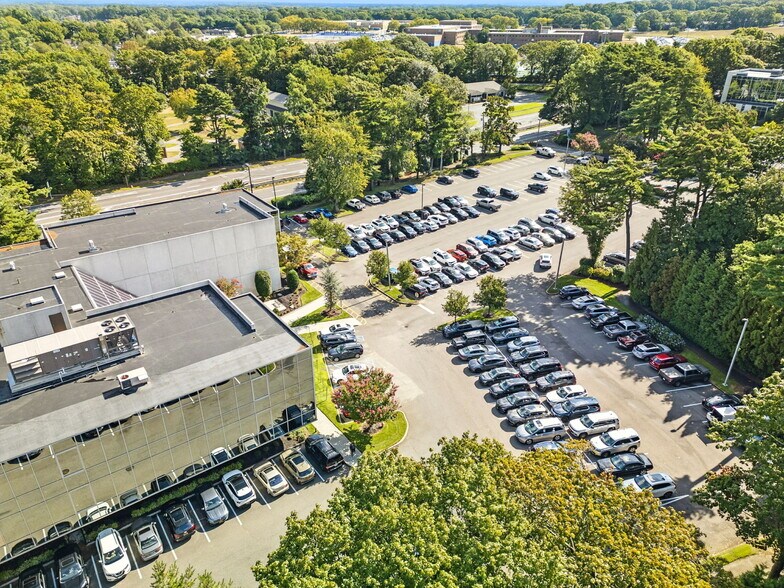 More Photos Of 700 Veterans Memorial Hwy, Hauppauge Unknown For Lease