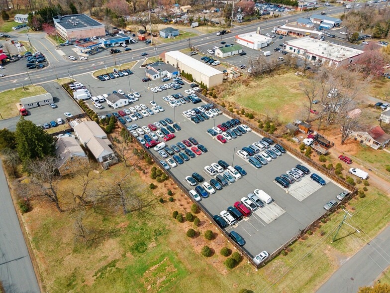More Photos Of 7591 Centreville Rd, Manassas Auto Dealership For Sale