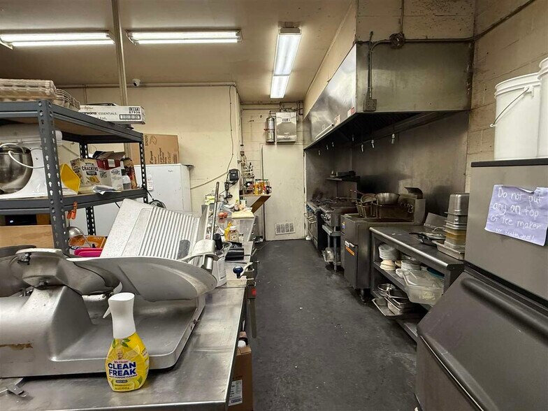 More Photos Of 901 2nd St, Coralville Office For Lease