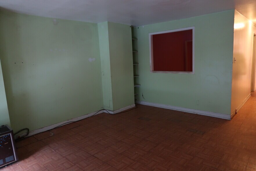 More Photos Of 213 E 120th St, New York Apartments For Sale