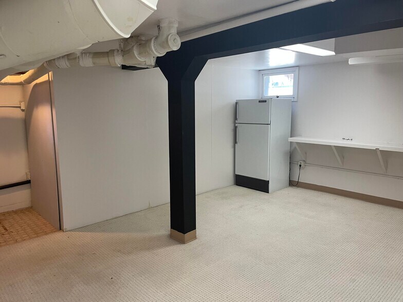 More Photos Of 31 Keystone Ave, Reno Office For Lease