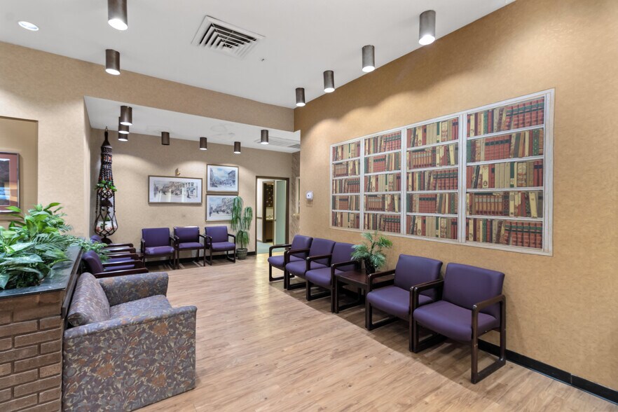 More Photos Of 5538 Philadelphia Dr, Dayton Medical For Sale