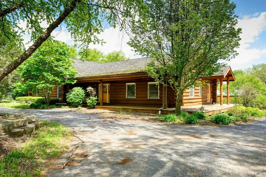 More Photos Of 4418 Richmond Rd, Ringwood Office For Sale