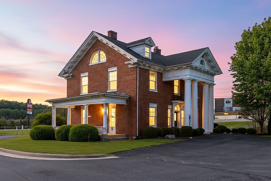 Primary Photo Of 30 Ladd Rd, Fishersville Office For Sale