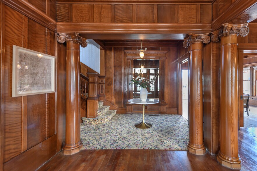 More Photos Of 8 Keller St, Petaluma Office Residential For Sale