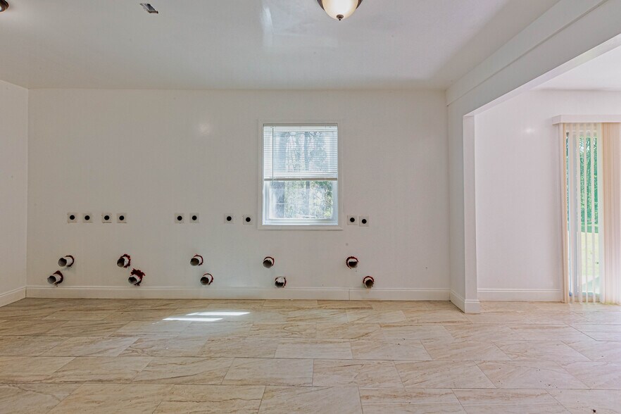 More Photos Of 3000 Ember Dr, Decatur Apartments For Sale