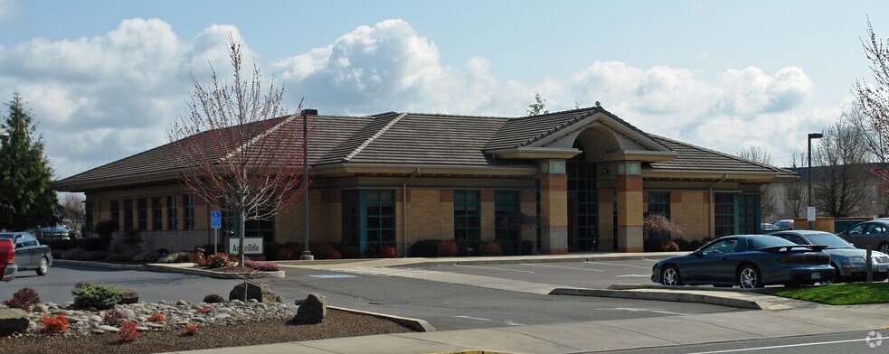 Primary Photo Of 1393 Clay St SE, Albany Office For Lease