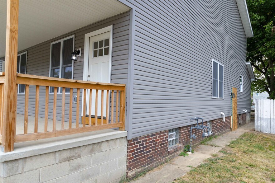 More Photos Of 780-782 Seymour Ave, Columbus Apartments For Sale