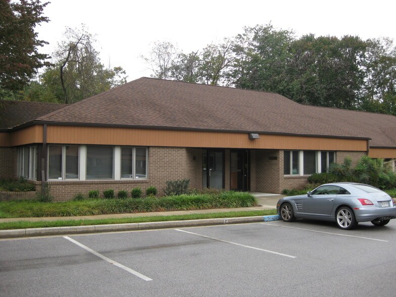 More Photos Of 5397 Twin Knolls Rd, Columbia Office Residential For Sale