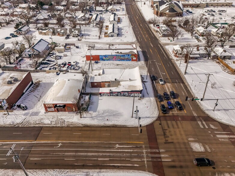 More Photos Of 3117 E 13th St, Wichita Freestanding For Sale