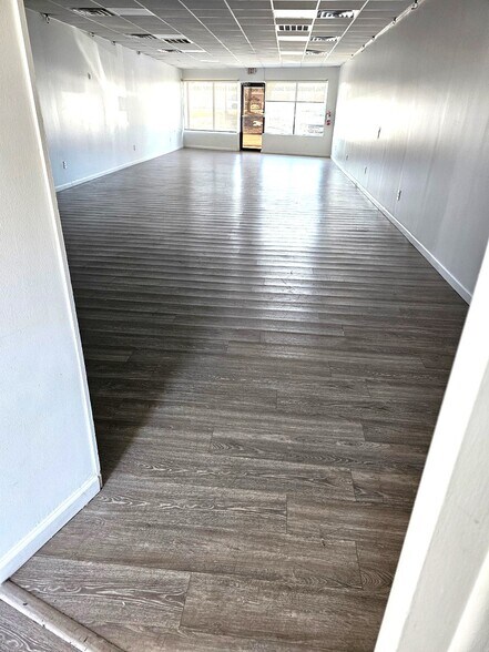 More Photos Of 6594 N Wayne Rd, Westland Unknown For Lease