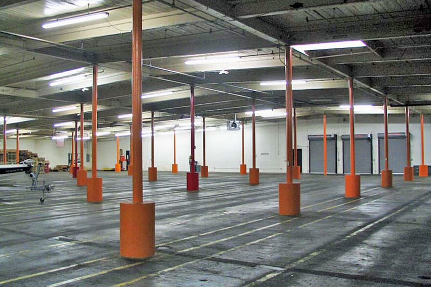 More Photos Of 3663 1st Avenue, Columbus Warehouse For Sale