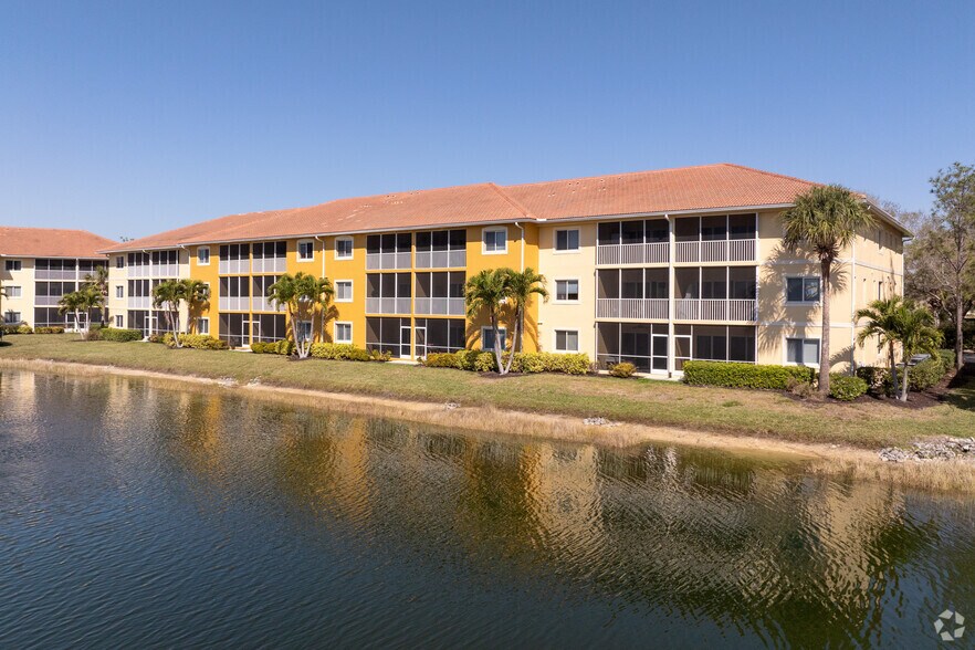 More Photos Of 10000-10030 Maddox Ln, Bonita Springs Apartments For Sale
