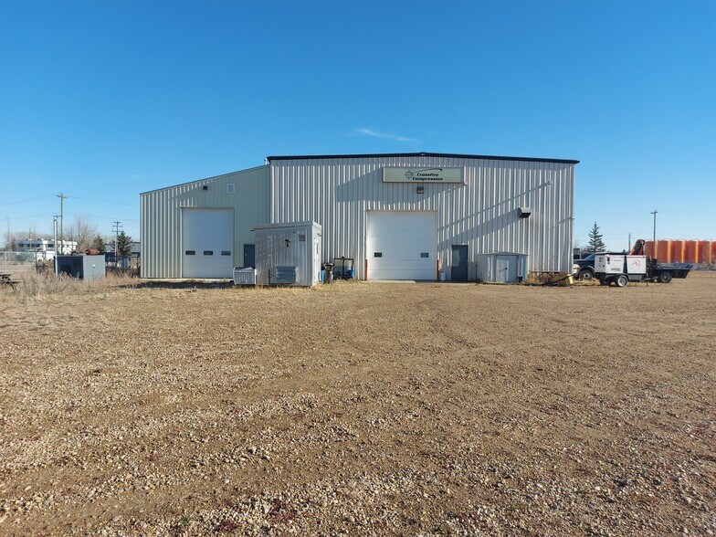 More Photos Of 27123 Hwy 597, Lacombe County Warehouse For Lease