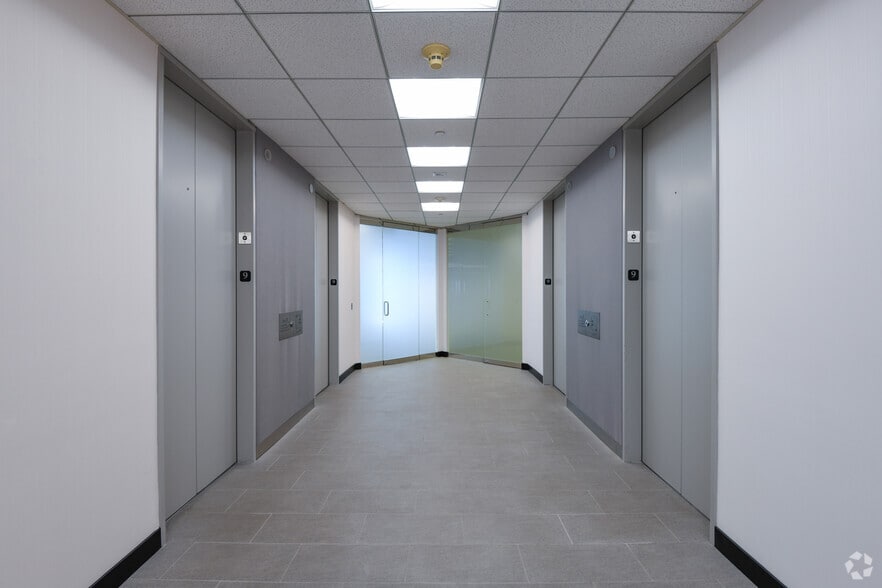 More Photos Of 1300 Post Oak Blvd, Houston Office For Lease