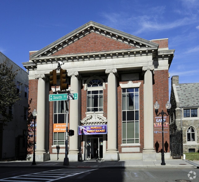 More Photos Of 22 South St, Morristown Office For Lease