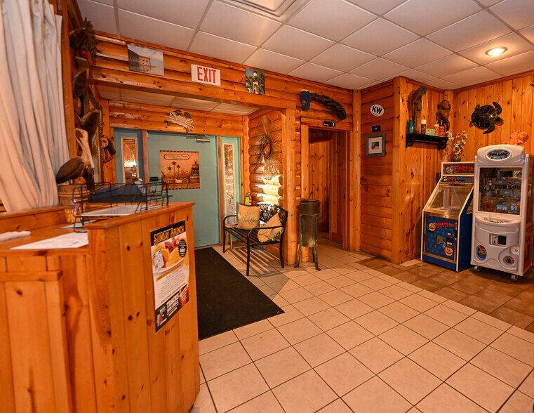 More Photos Of W7916 Highway 70, Spooner Restaurant For Sale