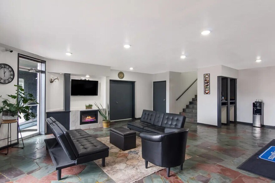 More Photos Of 935 9th Ave, Sidney Hotel For Sale