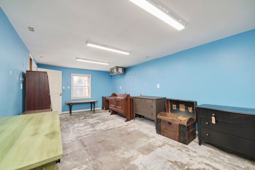 More Photos Of 4990 Main St, Onekama Freestanding For Sale