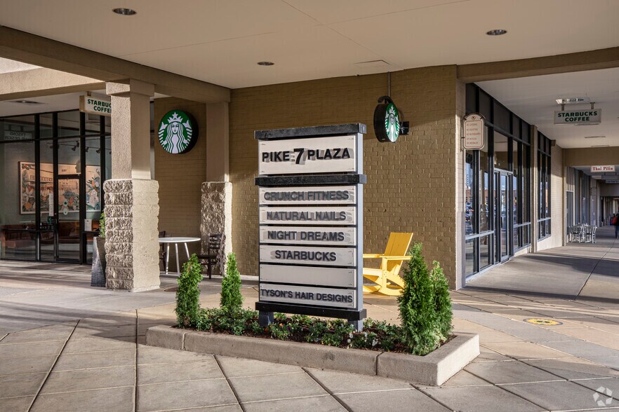 More Photos Of 8365-8397 Leesburg Pike, Vienna Unknown For Lease