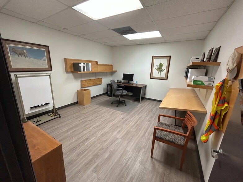 More Photos Of 4260 Wayside Ct, Lilburn Warehouse For Sale