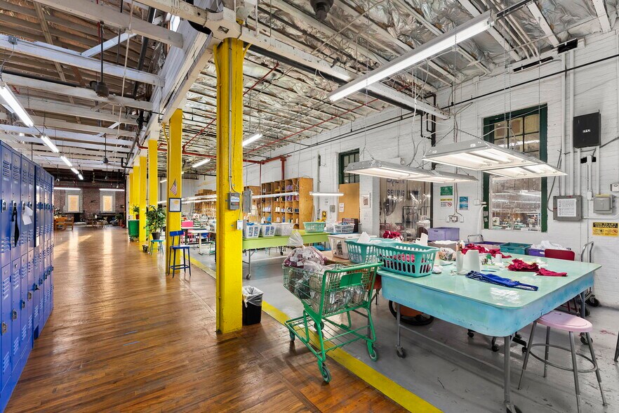 More Photos Of 100-118 John F Kennedy Dr N, Bloomfield Warehouse For Sale