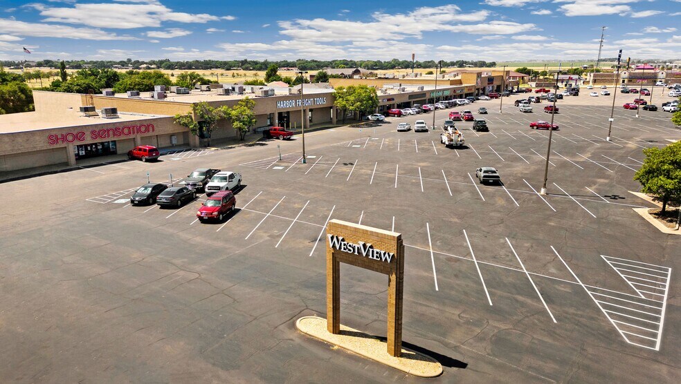 More Photos Of 3400 Olton Rd, Plainview Unknown For Lease