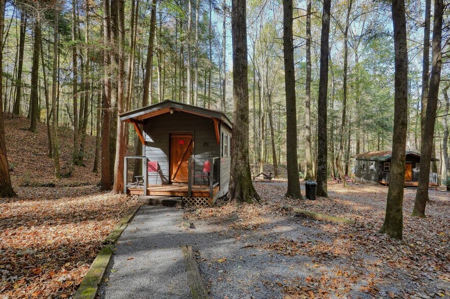 More Photos Of 400 Mulberry Gap Rd, Ellijay Hospitality For Sale