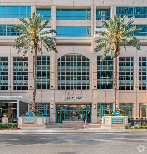 More Photos Of 450 E Las Olas Blvd, Fort Lauderdale Office For Lease