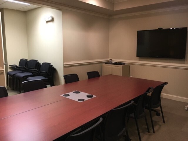 More Photos Of 68 Pointe Cir, Greenville Office For Lease