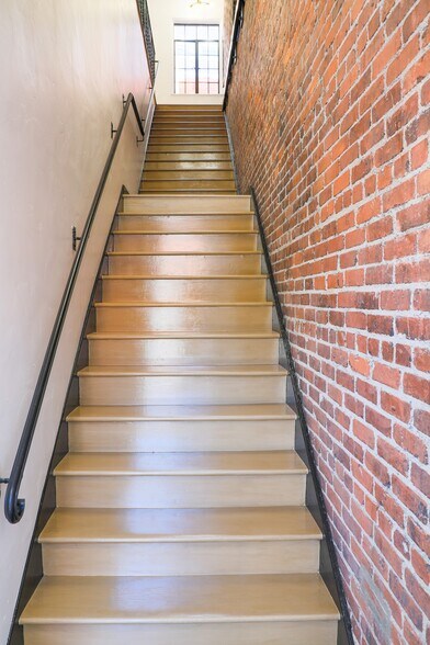 More Photos Of 1138-1140 Westwood Blvd, Los Angeles Storefront Retail Office For Lease